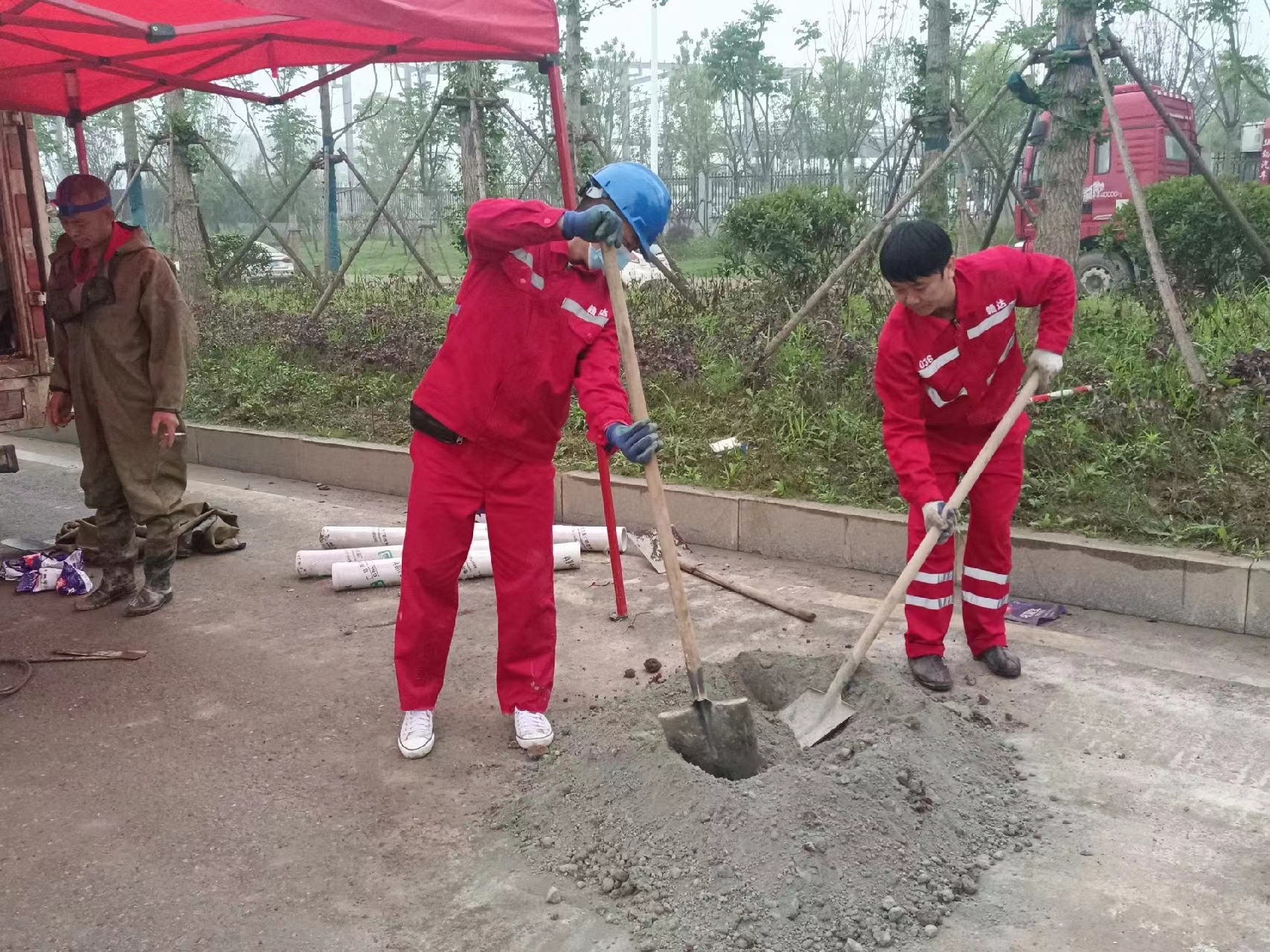 马村管道疏通哪家好】及时进行市政管道清淤