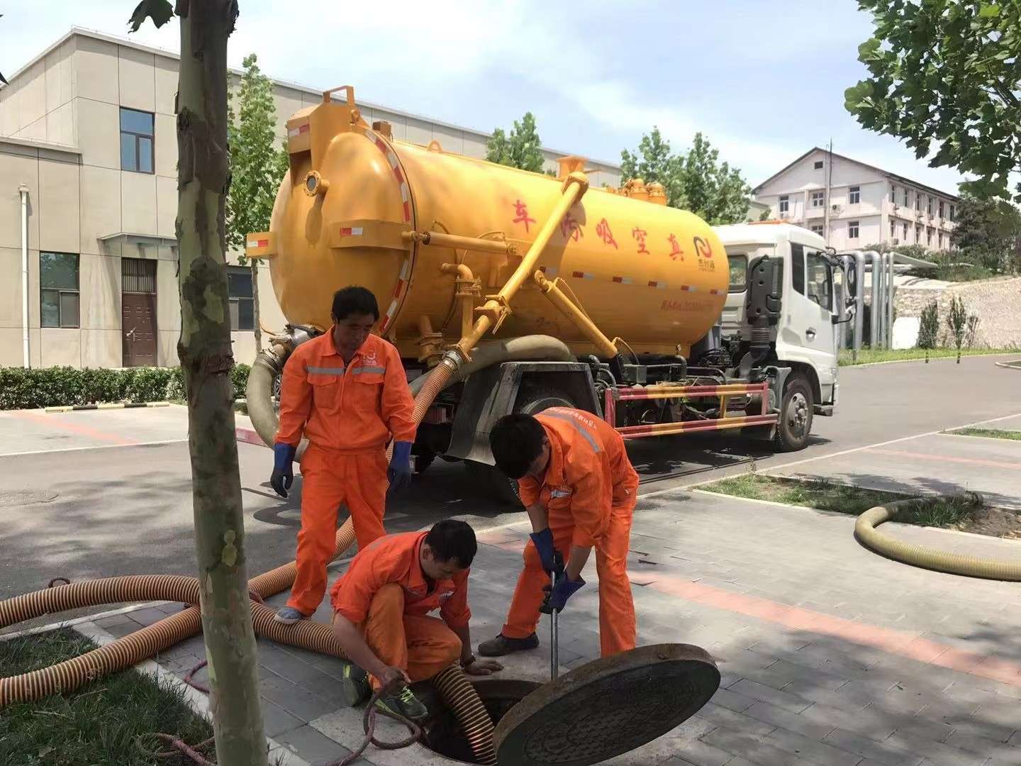 马村化粪池清理与5-8吨吸粪车施工效率分析
